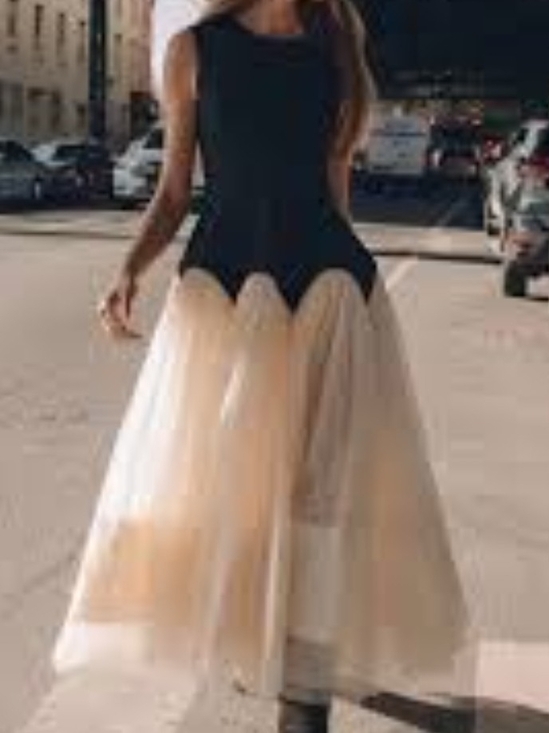 Commense Dresses & Skirts - Commense Black Bodice Cream Tulle Midi Dress